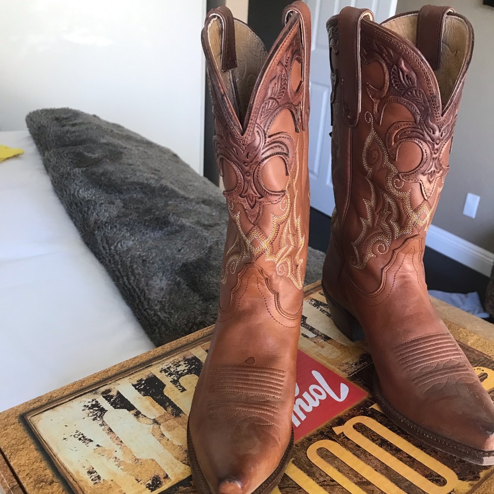 Tony Lama women cowboy boots